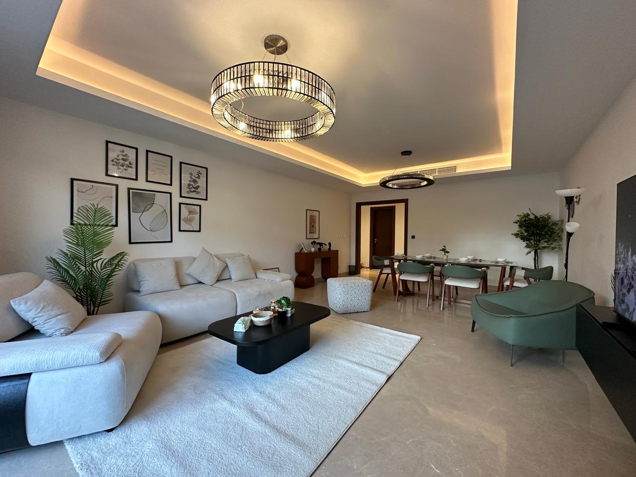 Aura 4k-12 @CFC — Living room